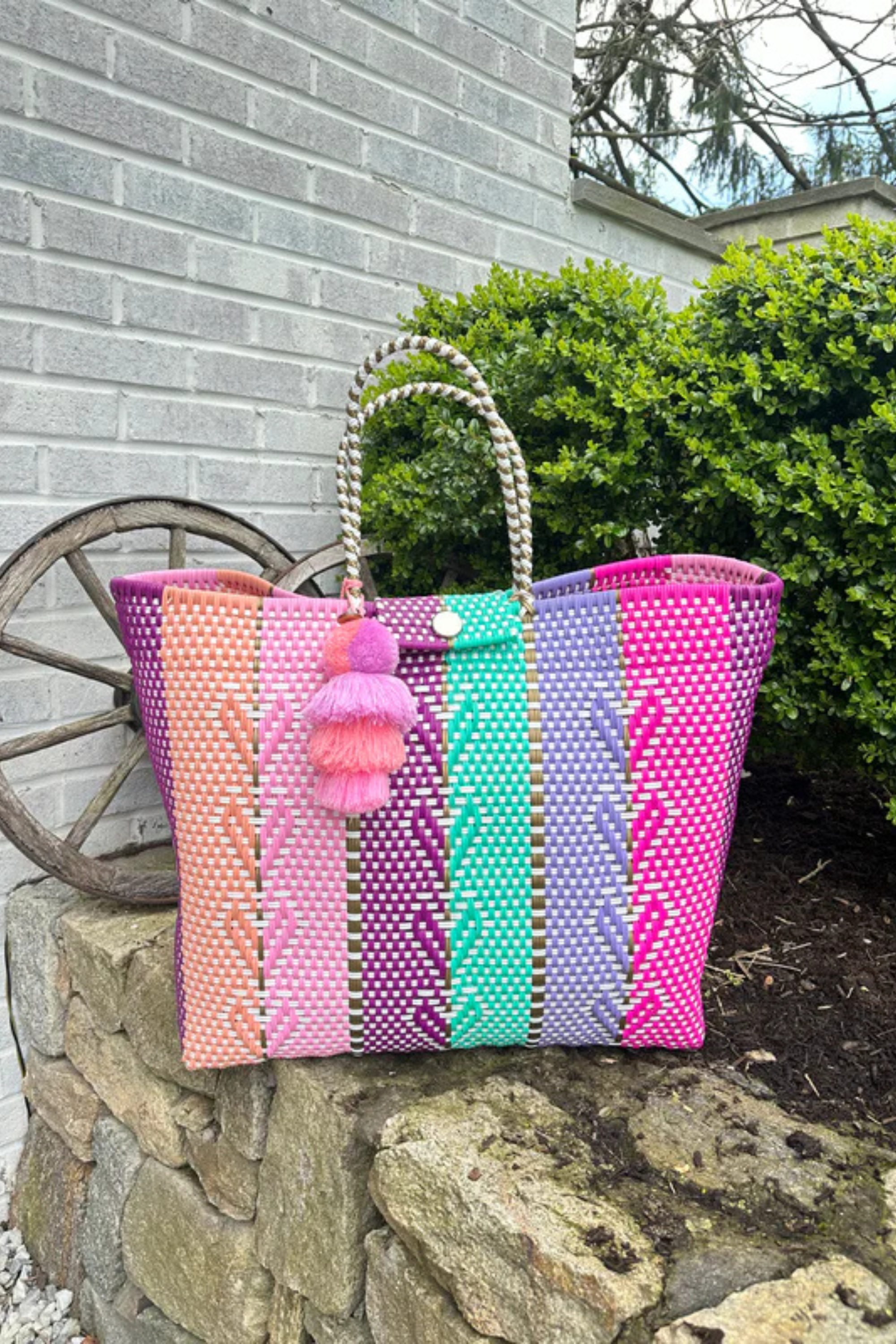 Heart Reflection in Multicolors Citron Tote