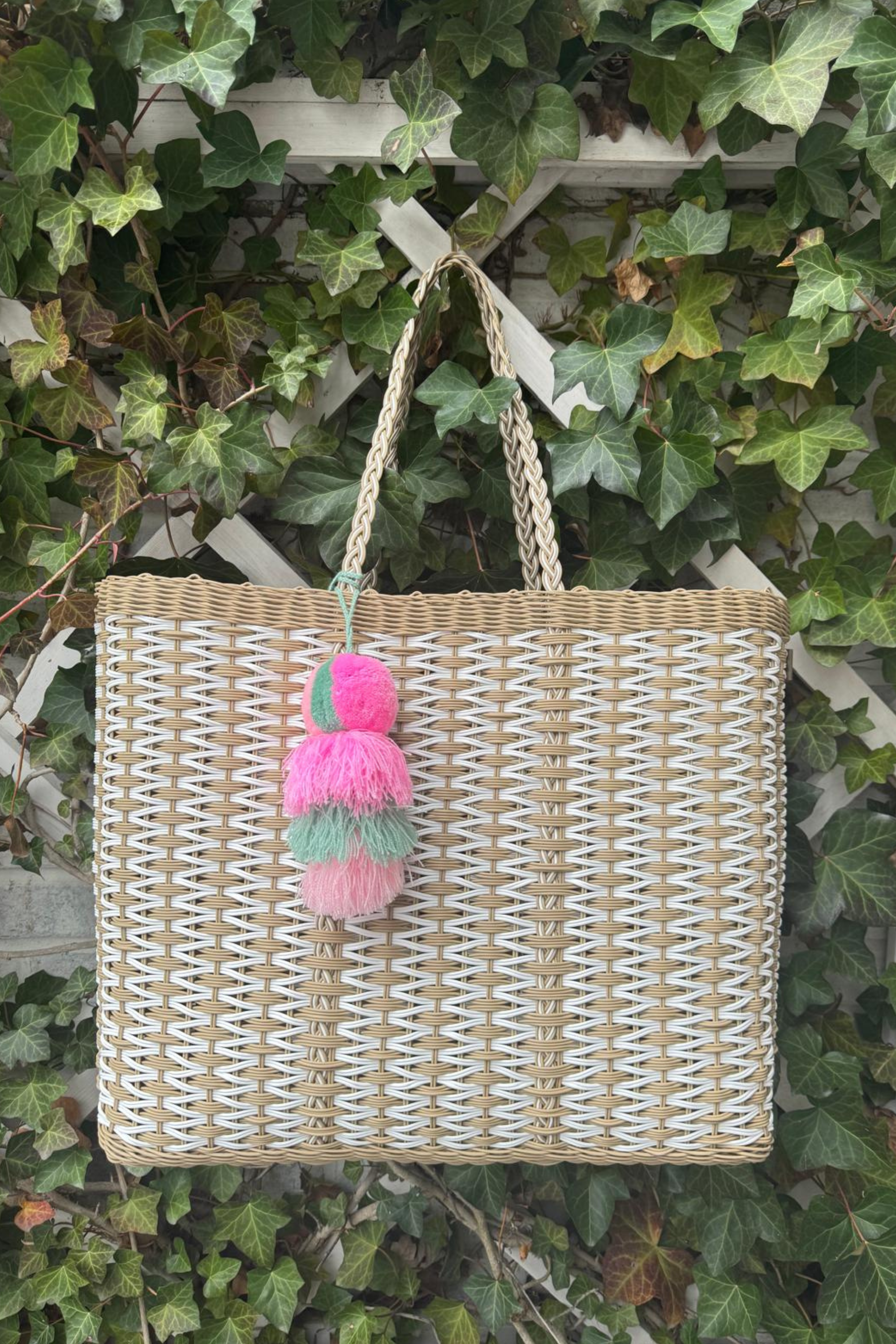 Coastal Weave Capsule in Cafe con Leche Citron Tote