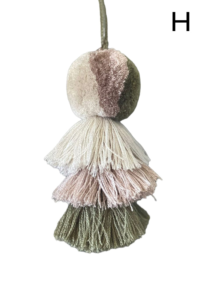 Muted Pom