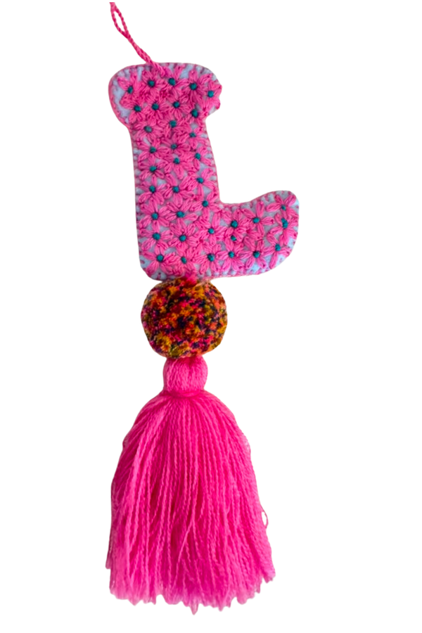 Letter Pom – L9