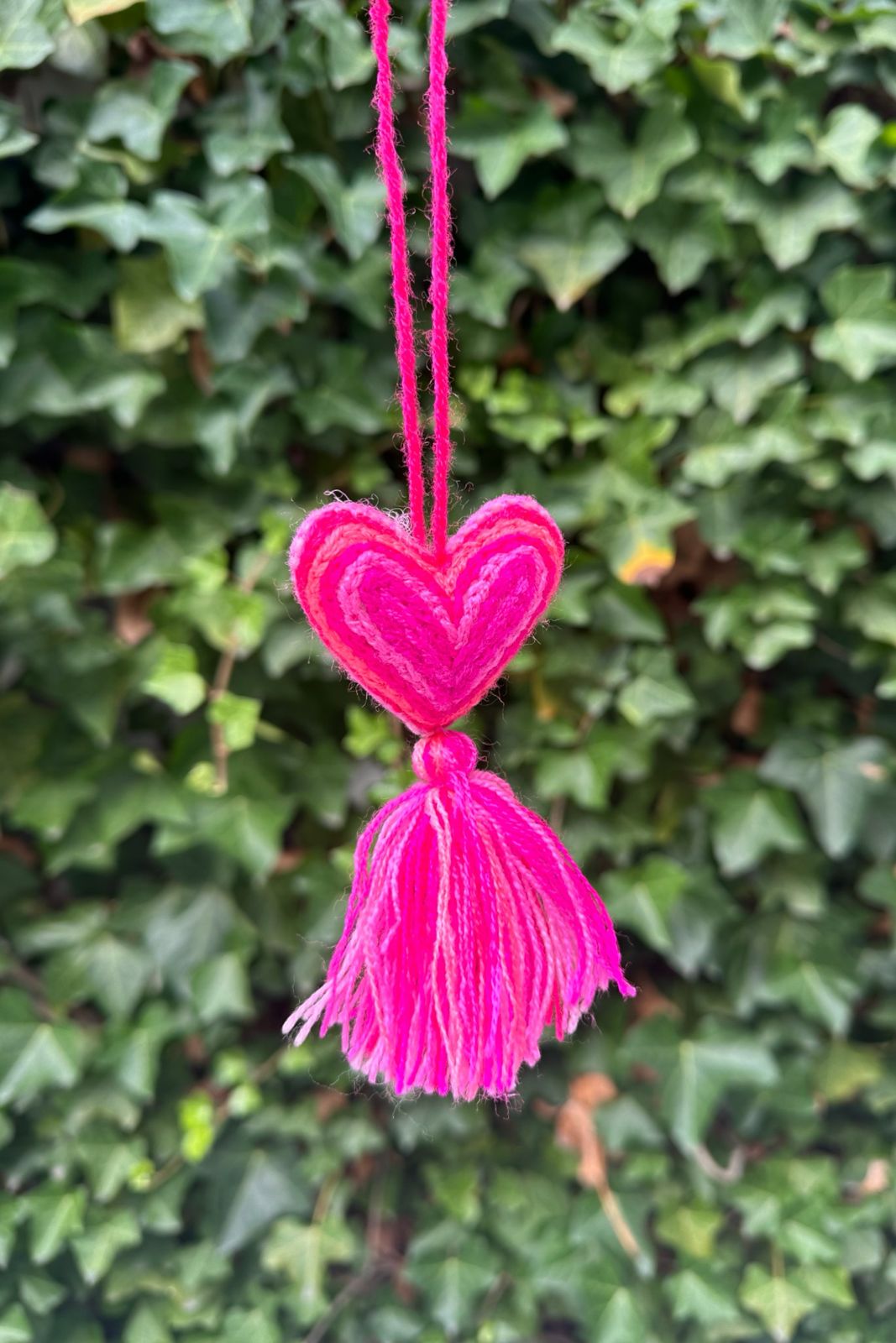 Pink Heart Pom (Gift)