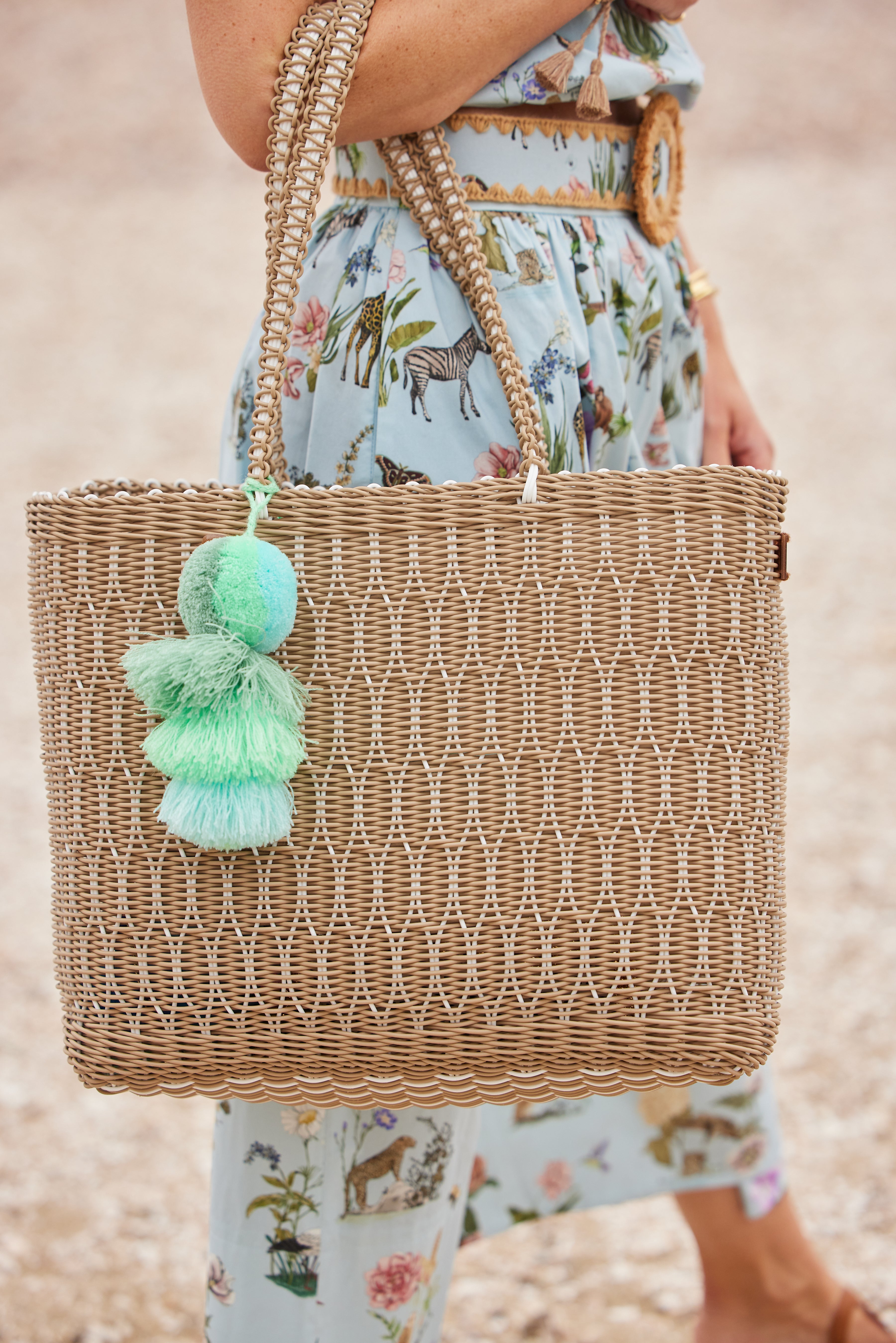 Sand Mesh Citron Tote