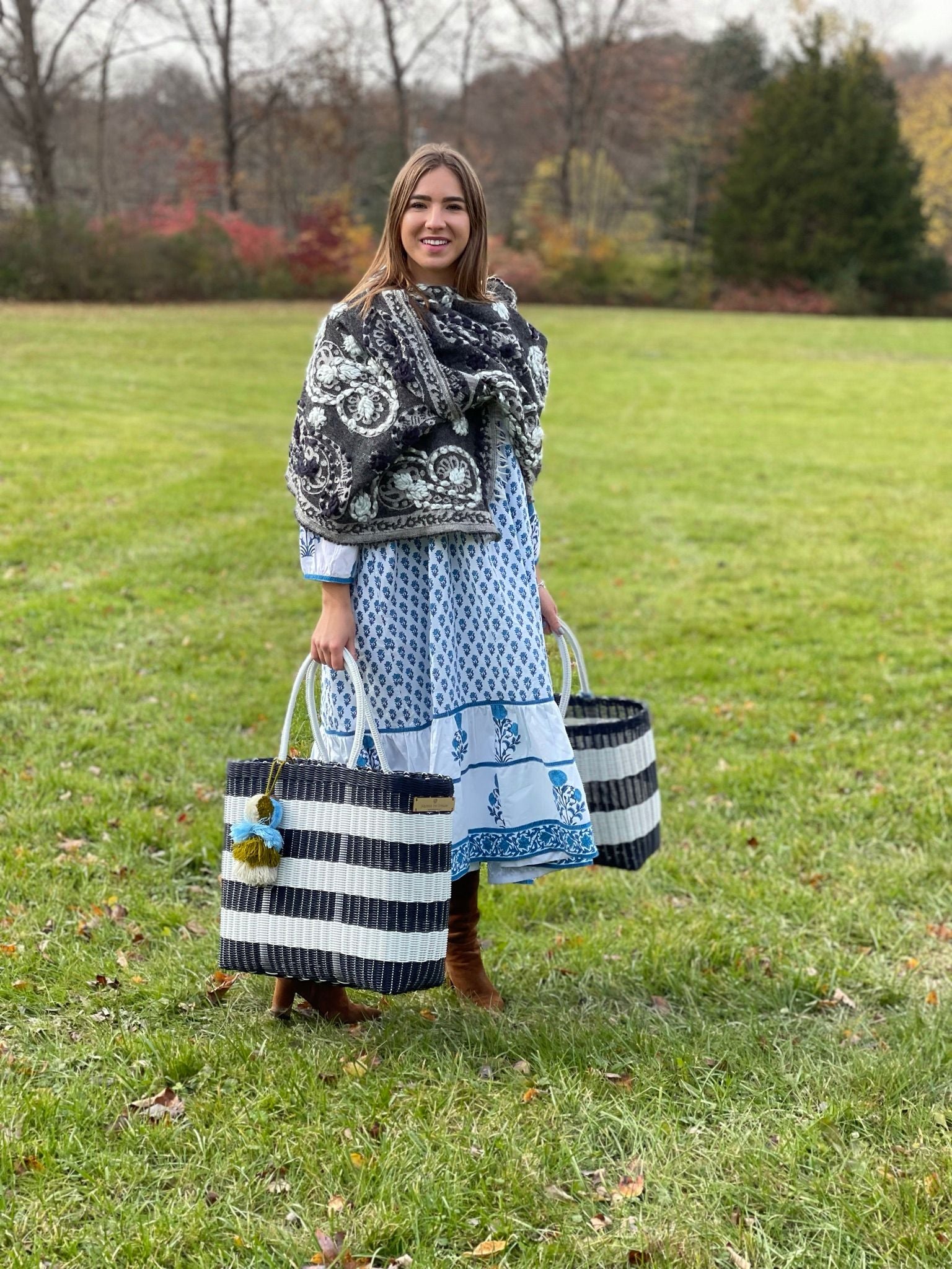 Nautical Navy / White Citron Tote